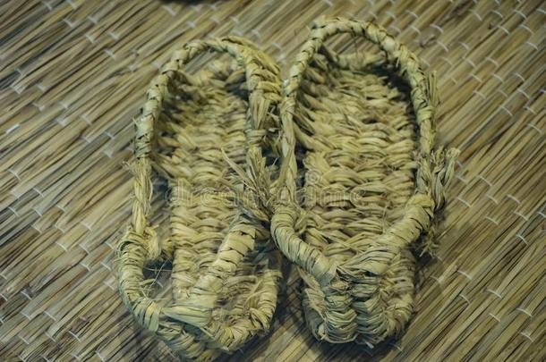 草鞋图片素材免费下载指南与搭配灵感 从传统工艺到现代鞋履设计